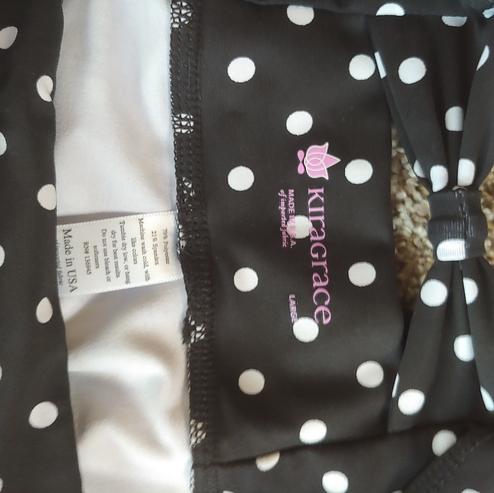 Rare Flirt Sailing Capri in Dot Print - Picture 2 of 4